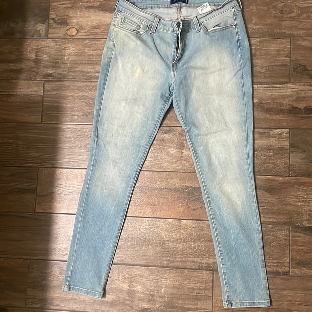 Womens skinny jeans